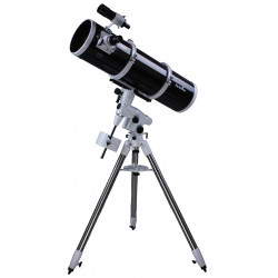 Télescope SkyWatcher Black Diamond 200/1000 sur NEQ5 + Crayford